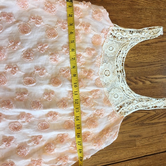 Light Peach Dress eEmbellished Flowers - Small - Picture 7 of 9
